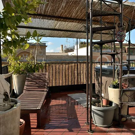 Apartment Irex Via Del Corso Private Attico With Jacuzzi